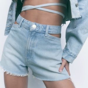 NWT Zara Cut out Denim Shorts Size 4 (27)